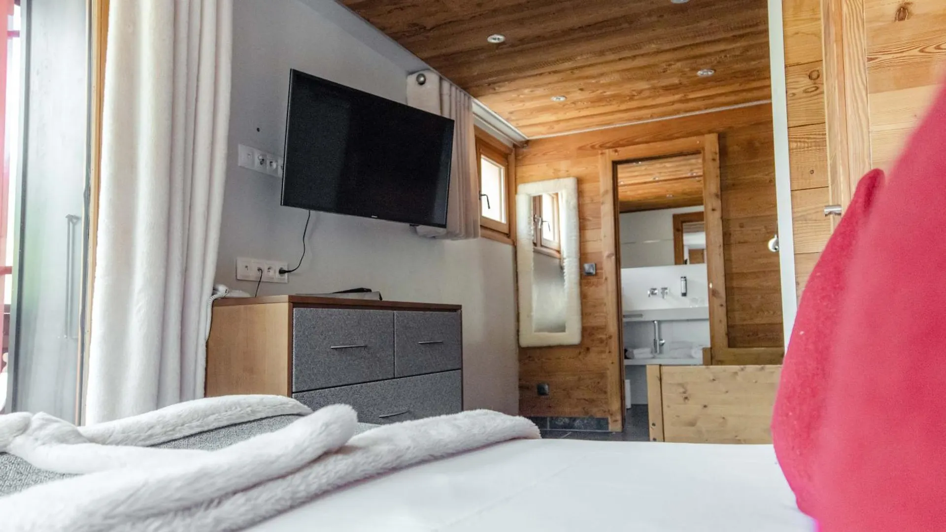 ***  Hotel Alpina & Spa - Restaurant Oxalis Les Gets France