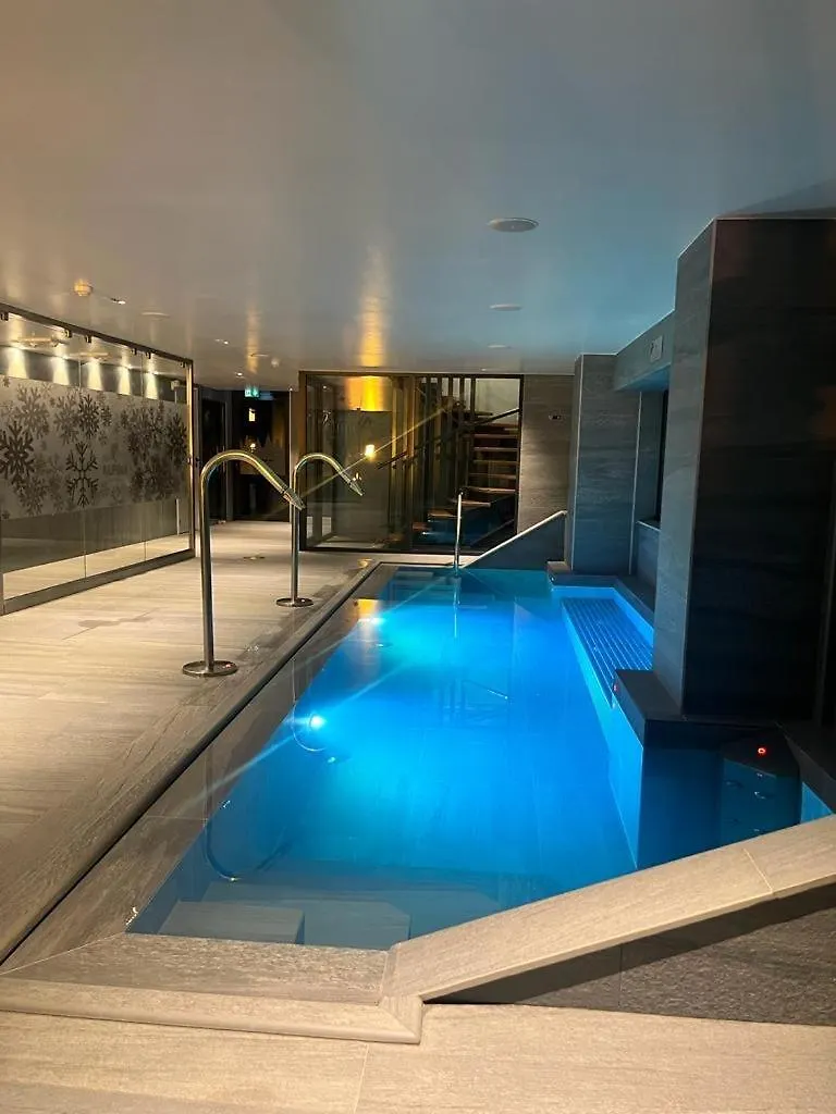 Hotel Alpina & Spa - Restaurant Oxalis Les Gets
