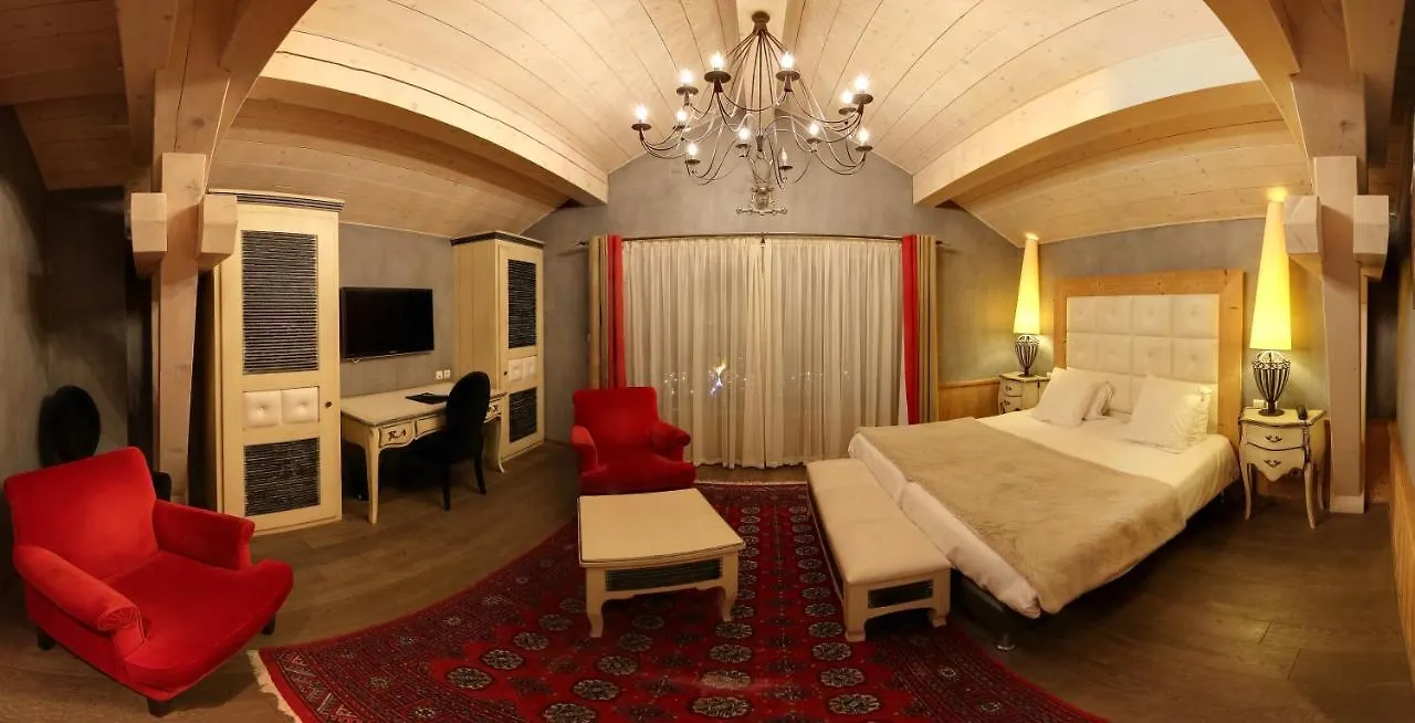 Hotel Alpina Les Gets